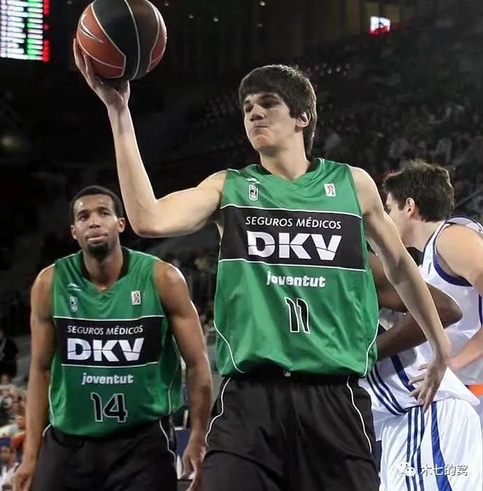 对于霍金斯 对于霍金斯